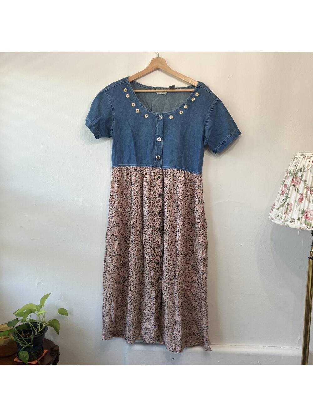 90s Vintage Whimsigoth Cottage Ditsy Floral Embroidery Button Shirt Dress Large